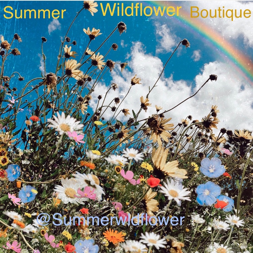 Welcome to my closet 🌻🌼🌸🌺